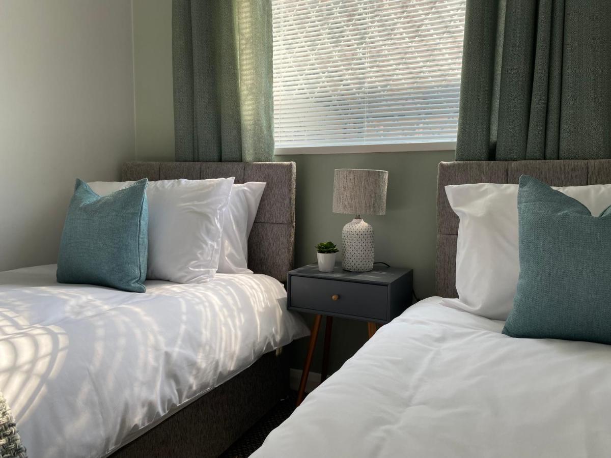 Blackpool Sleepover Apartment 1 Free Parking Sleeps 6 מראה חיצוני תמונה